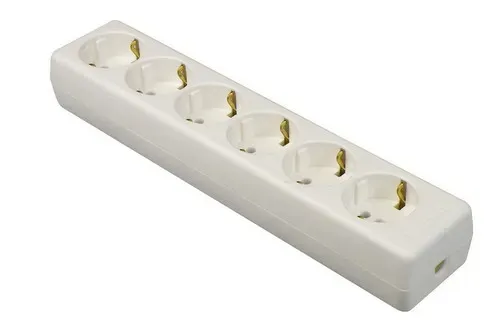 Martin Kaiser Stekkerdoos wit 6-voudig met randaarde monteerbaar zonder kabel